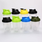Custom logo 400ml 600ml 20oz plastic shaker bottle BPA free plastic drinking bottle